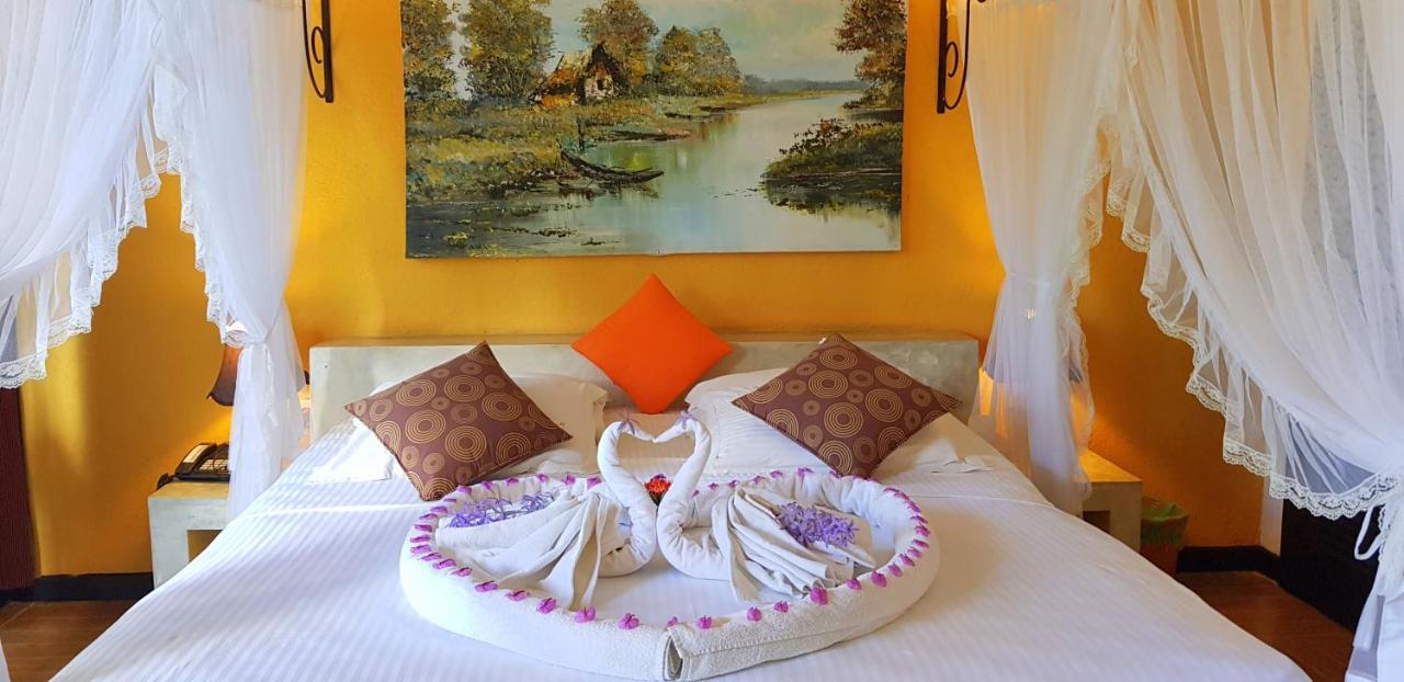 Flower Garden Lake Resort Тиссамахарама Экстерьер фото